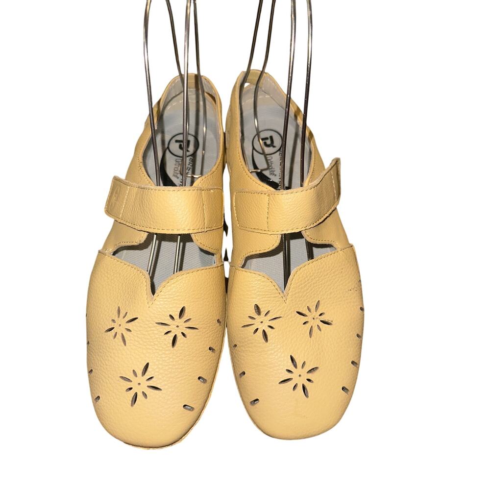 ⭐️ Women’s Propet Ortholite Chickadee Mary Janes Leather Shoe Size 11. Comfort
